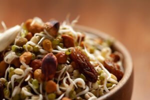 benefits of eating raw sprouts