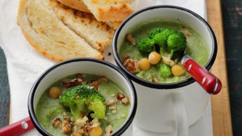 Green Broccoli Soup with Chickpeas