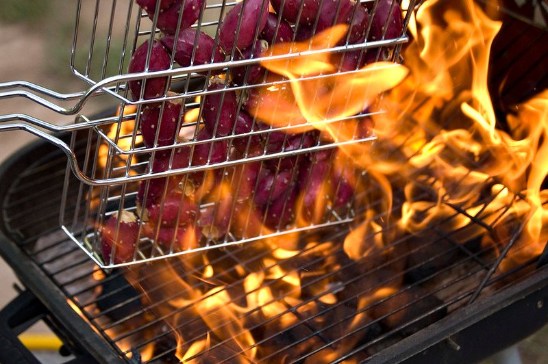 Grilling / Flickr / Heather