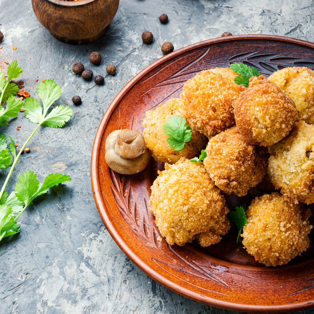 Crispy goodness of deep fried button mushroom.