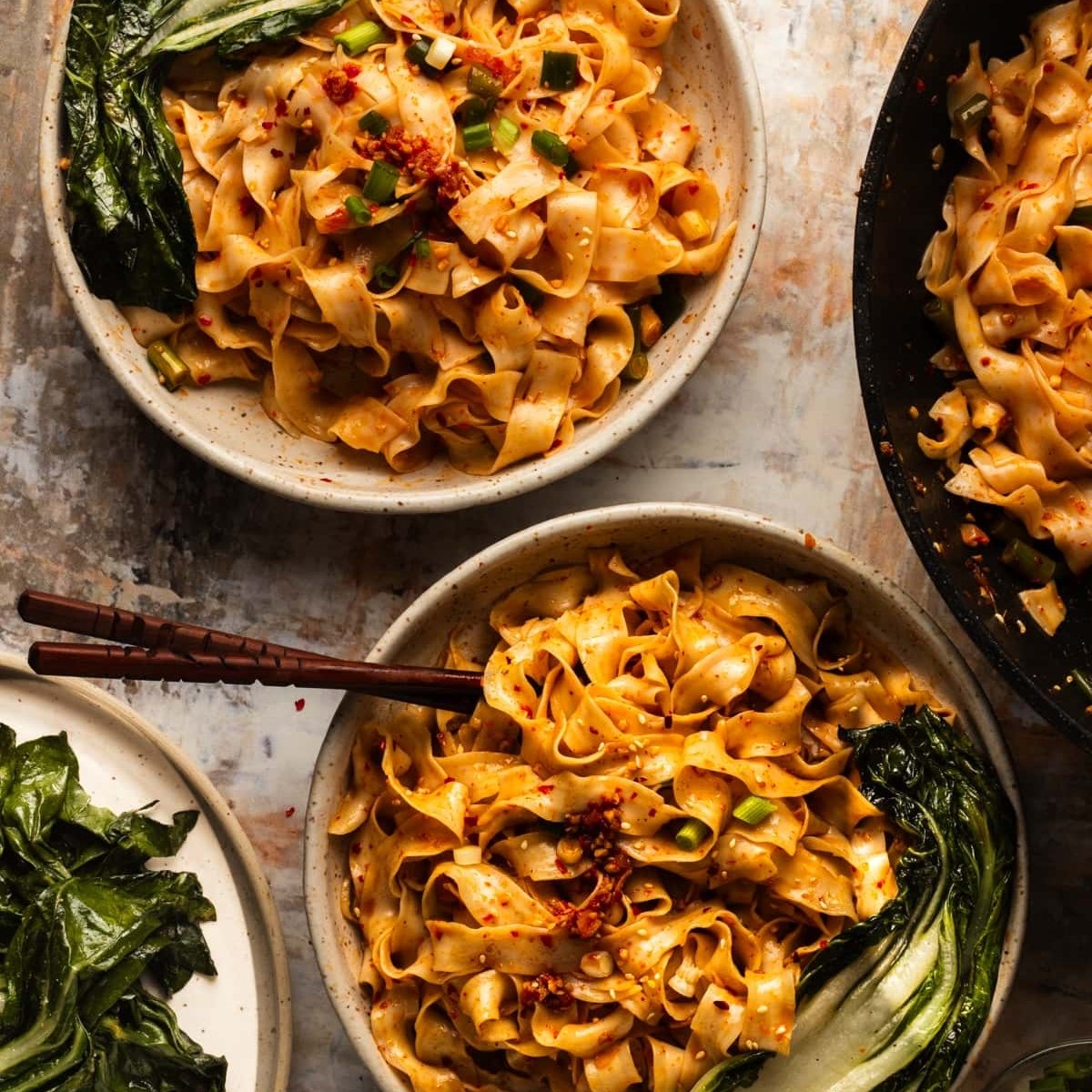 Easy Garlic Chili Oil Noodles In 10 Minutes
