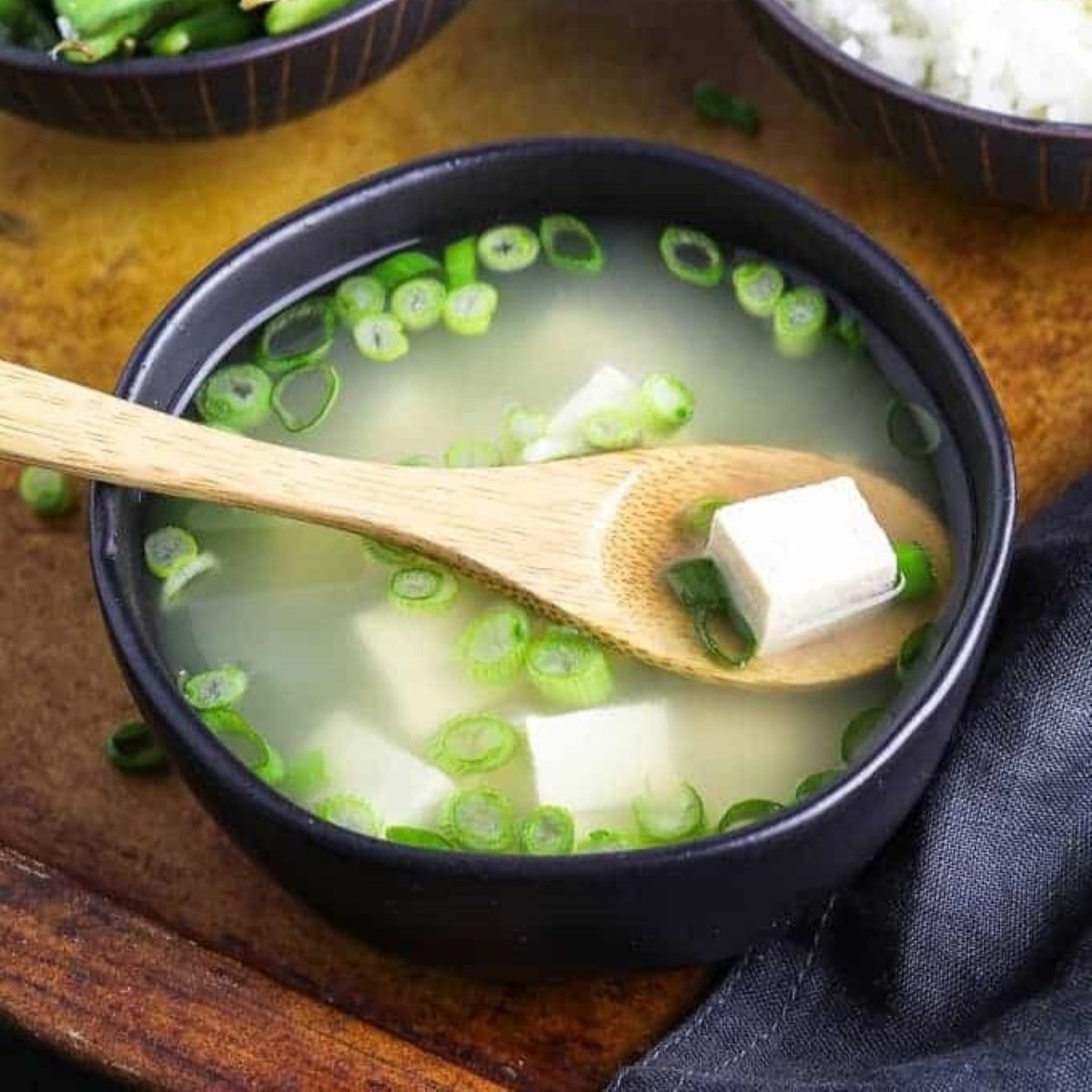 Easy Vegan Miso Soup
