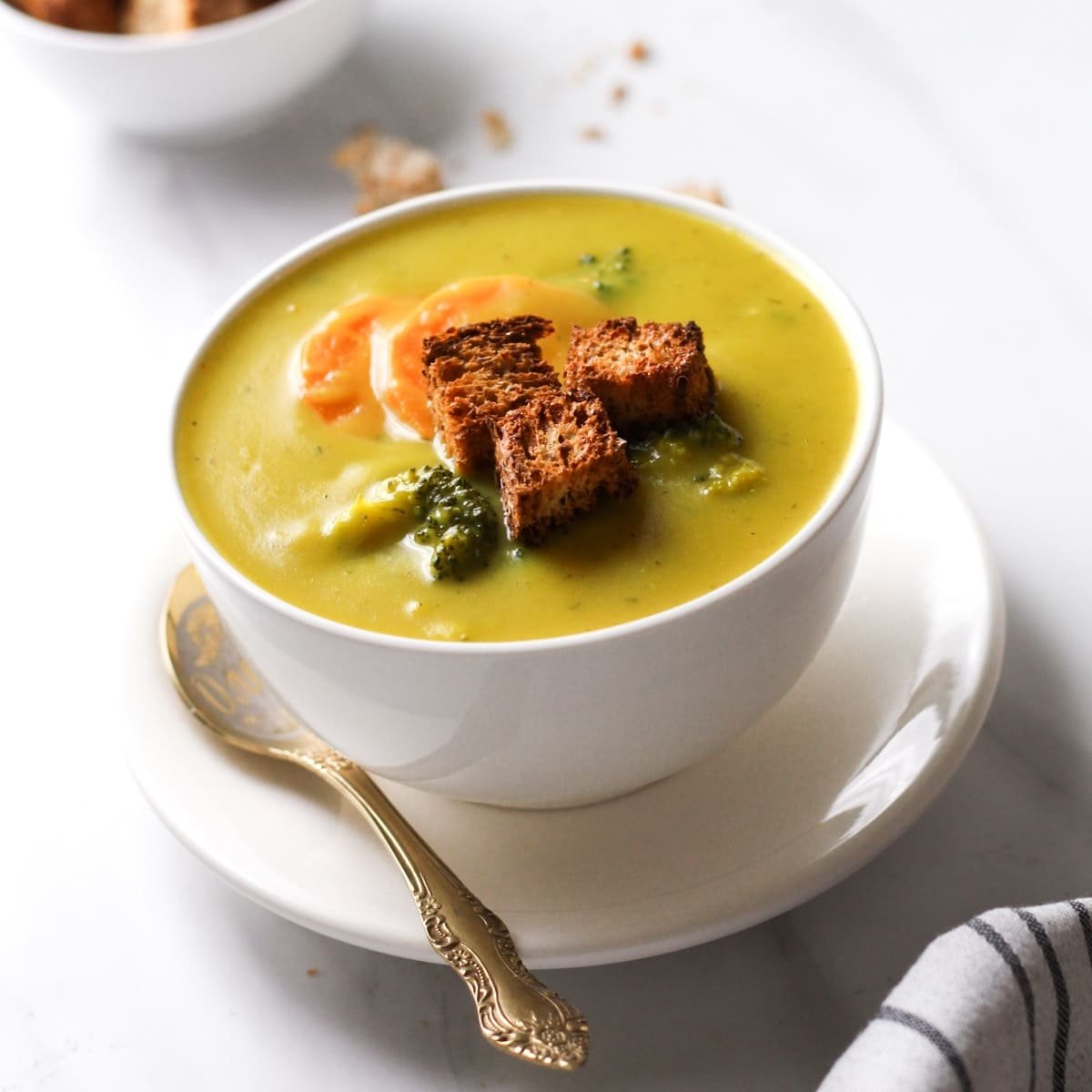 Healthy Vegan Potato Cauliflower Broccoli Soup