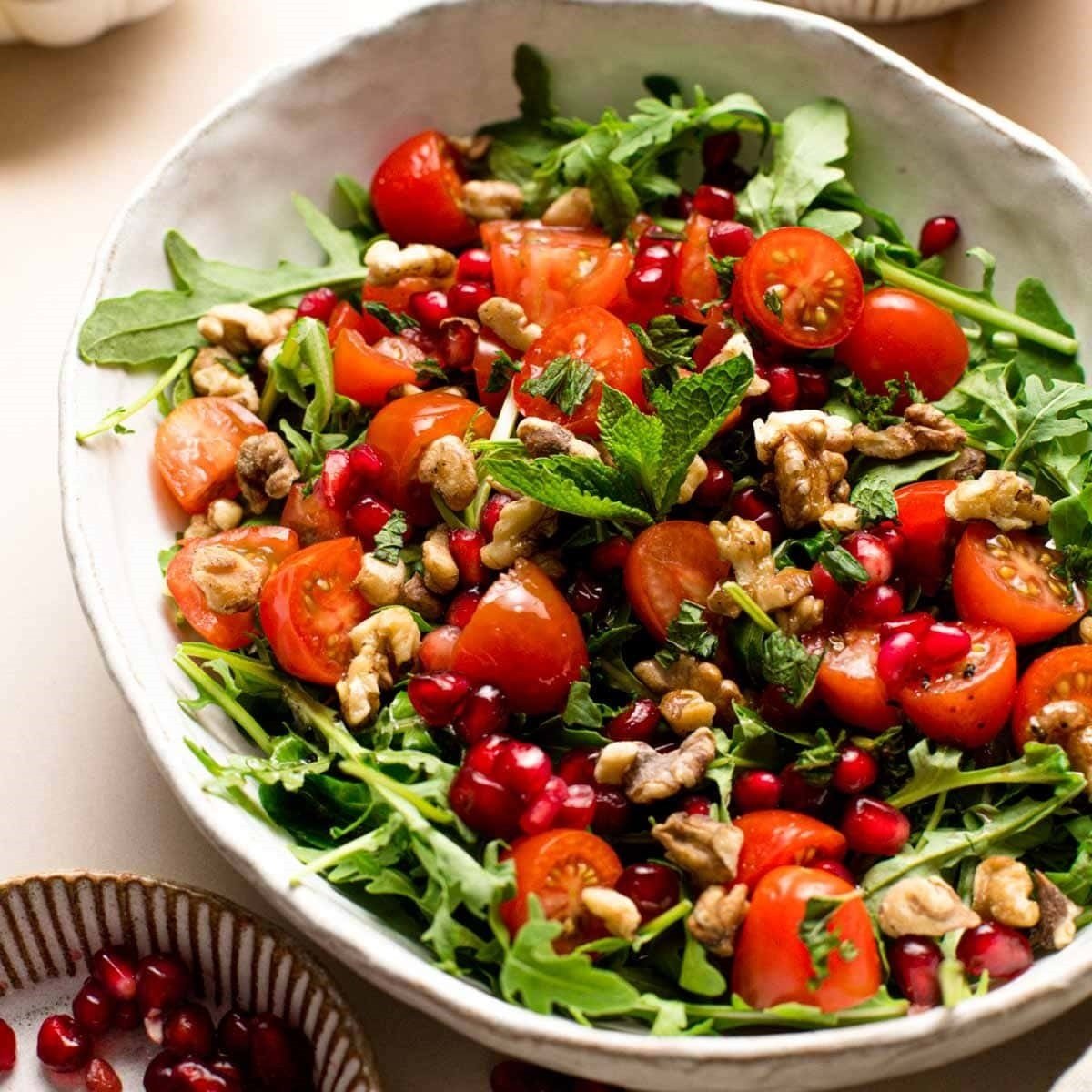 Rocca Salad W Easy Dressing My Vegan Minimalist