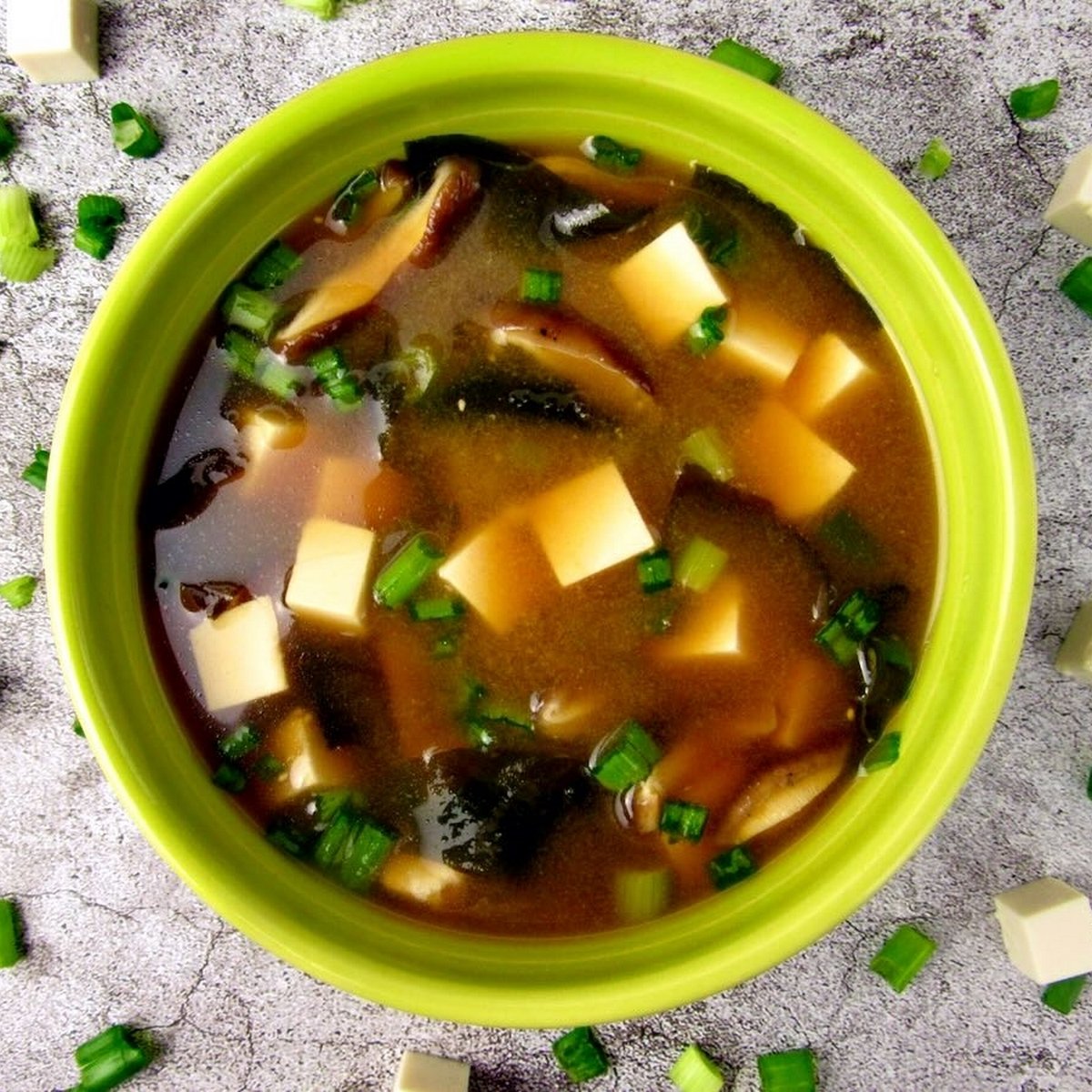 Super Simple Vegan Miso Soup