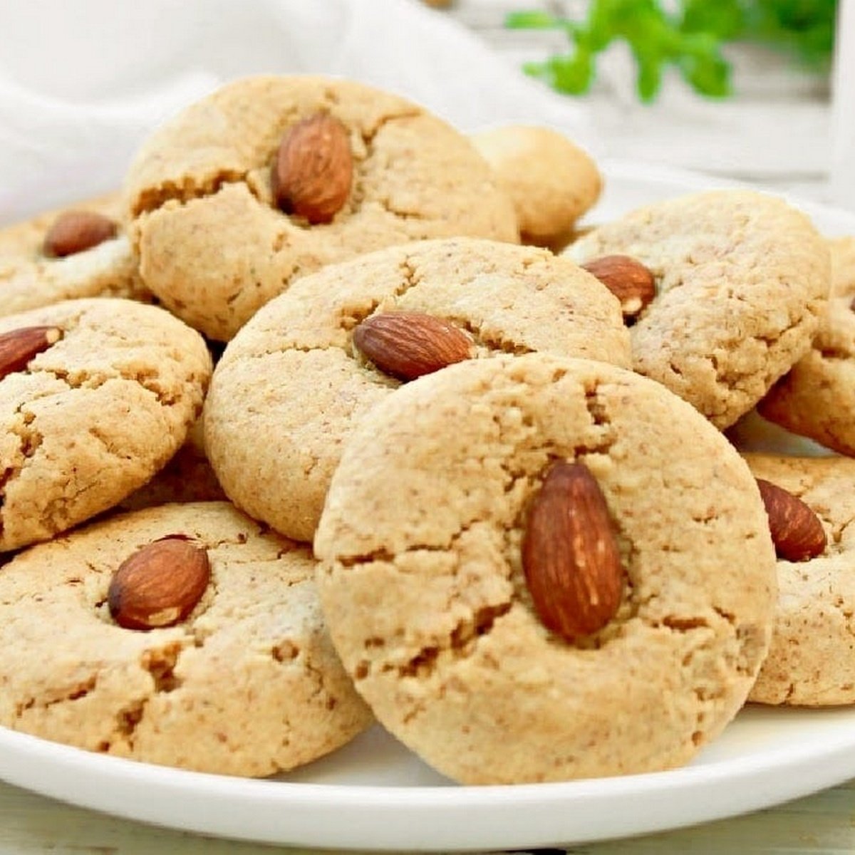 Vegan Almond Cookies