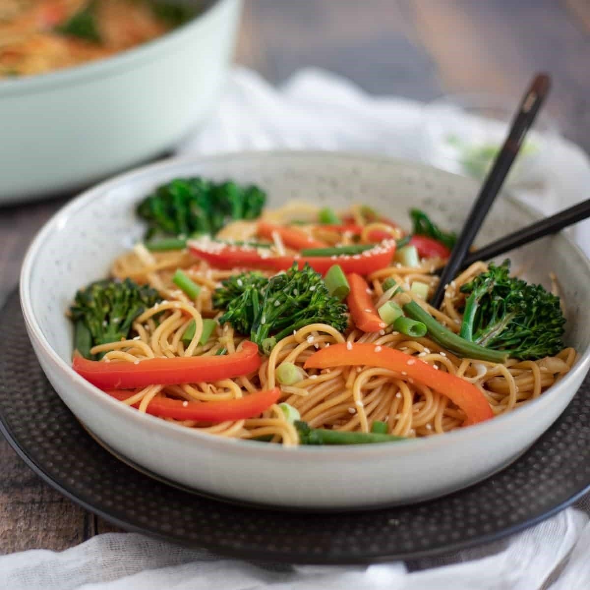 Vegan Chow Mein Noodles