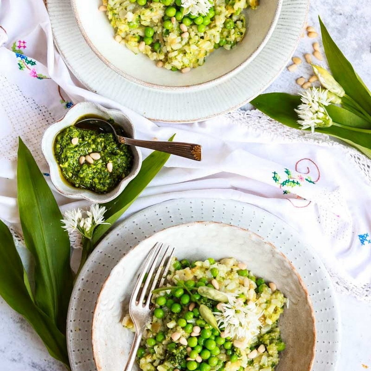 Wild Garlic Pesto Pea Risotto Vegan